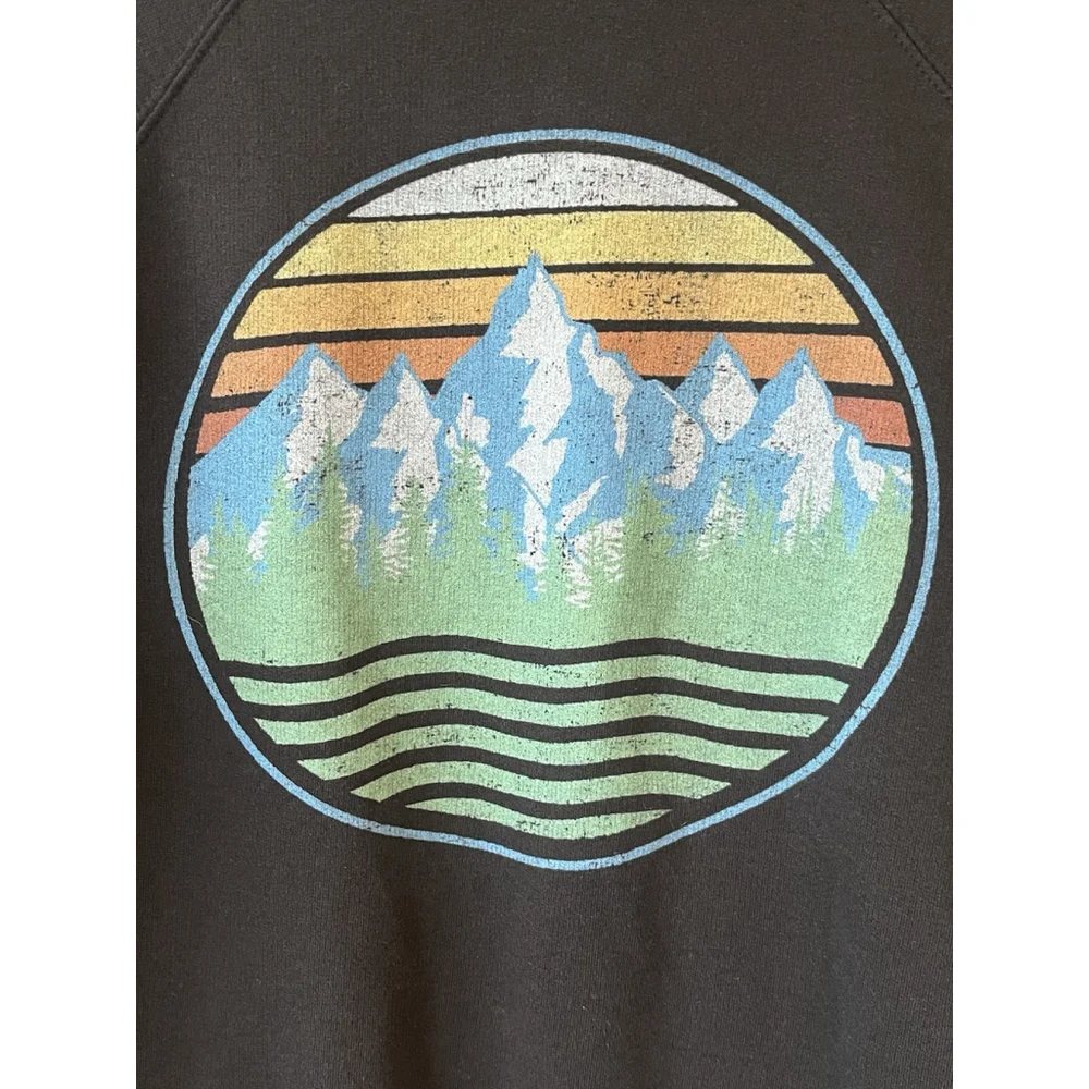 Delta Sweatshirt Unisex Size Small Black Mountain Graphics Ecosmart Crewneck NWT